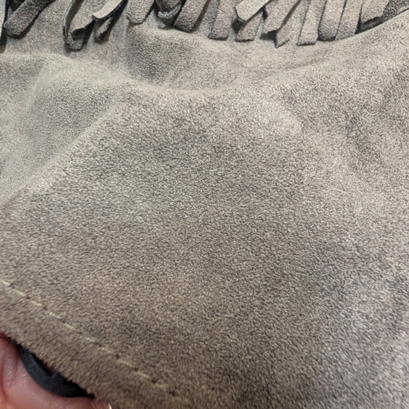 BCBGMAXAZRIA Weston Faux Suede Fringe Shorts Size Large - Picture 5 of 5